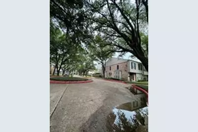 12925 Trail Hollow Drive #2925, Houston, TX 77079 - Photo 21