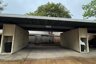 12925 Trail Hollow Dr, Houston, TX 77079 - Photo 17