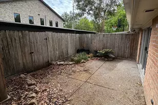 12925 Trail Hollow Dr, Houston, TX 77079 - Photo 15