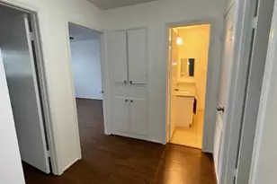 12925 Trail Hollow Dr, Houston, TX 77079 - Photo 11