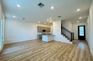 4143 Champlain Wy, Iowa Colony, TX 77583 - Photo 5