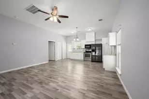 10871 Coaster Ln, Conroe, TX 77306 - Photo 17