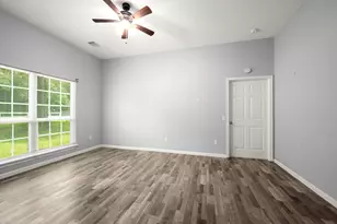 10871 Coaster Ln, Conroe, TX 77306 - Photo 23