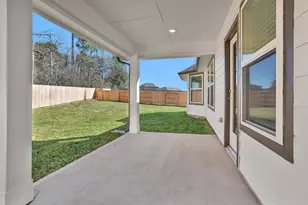 2002 Bluff Oak Ct, Conroe, TX 77304 - Photo 27