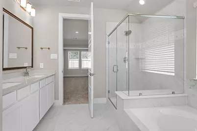 2002 Bluff Oak Court, Conroe, TX 77304 - Photo 25