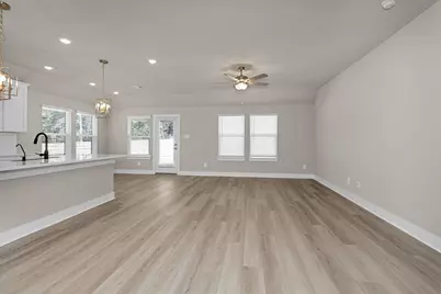 2002 Bluff Oak Court, Conroe, TX 77304 - Photo 15