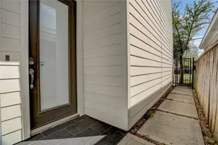 2413 Chapman St, Houston, TX 77009 - Photo 3