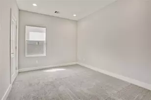 2413 Chapman St, Houston, TX 77009 - Photo 15