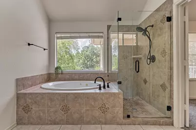 11 Vinca Trail, The Woodlands, TX 77382 - Photo 35
