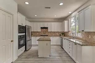 11 Vinca Trail, The Woodlands, TX 77382 - Photo 19