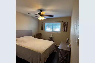 1831 Sherwood Forest Street #28, Houston, TX 77043 - Photo 17