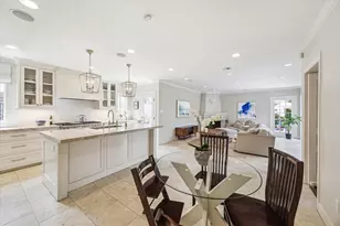 2510 Locke Ln, Houston, TX 77019 - Photo 11