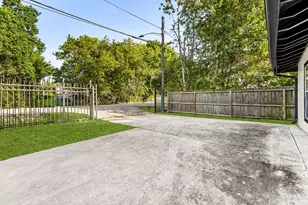 6825 London St, Houston, TX 77021 - Photo 17