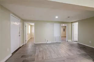 5510 Ave S, Galveston, TX 77551 - Photo 3
