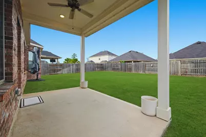 9727 Migrant Hawker Court, Conroe, TX 77385 - Photo 33