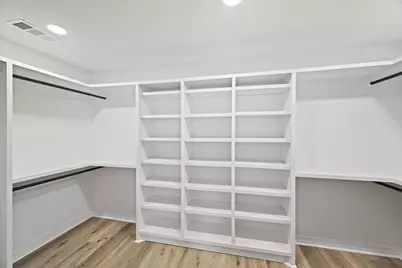 3011 Freshmeadows Drive, Houston, TX 77063 - Photo 29