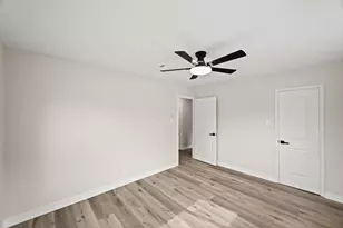 3011 Freshmeadows Dr, Houston, TX 77063 - Photo 39