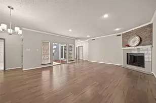 4024 Breakwood Dr, Houston, TX 77025 - Photo 9