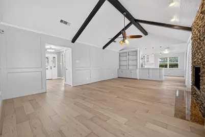 10118 Briar Forest Drive, Houston, TX 77042 - Photo 15