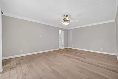 10118 Briar Forest Drive, Houston, TX 77042 - Photo 33