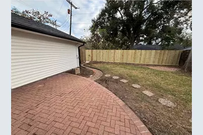 5120 E Bayou Dr, Dickinson, TX 77539 - Photo 35