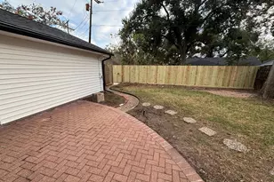 5120 E Bayou Dr, Dickinson, TX 77539 - Photo 35