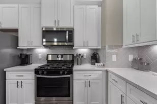 8311 Brecha Ln, Houston, TX 77055 - Photo 5