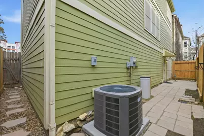 1425 Oneil Street, Houston, TX 77019 - Photo 45