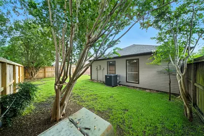 2122 Barronett Bend, Sugar Land, TX 77478 - Photo 37