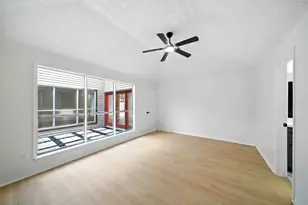 2122 Barronett Bend, Sugar Land, TX 77478 - Photo 19