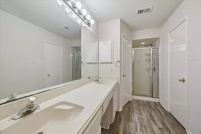 3210 Fox Run Drive, Alvin, TX 77511 - Photo 15