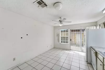 10331 Huntington Place Drive #331, Houston, TX 77099 - Photo 13