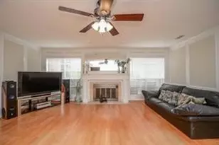 3319 Water Locust Dr, Sugar Land, TX 77479 - Photo 3