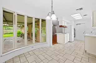 7103 Pella Dr, Houston, TX 77036 - Photo 13