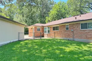 1806 Southwood Dr, Woodbranch, TX 77357 - Photo 21