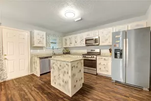 7302 Greenwood Point Dr, Cypress, TX 77433 - Photo 13