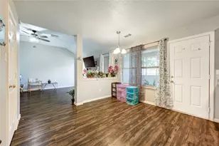 7302 Greenwood Point Dr, Cypress, TX 77433 - Photo 7