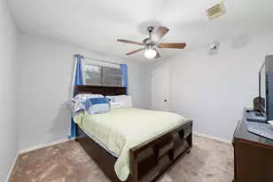 12414 Windy Wisp Ln, Houston, TX 77071 - Photo 5
