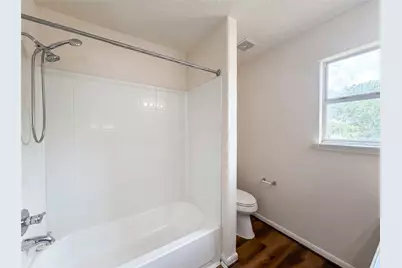 2627 Skyview Trace Court, Houston, TX 77047 - Photo 13