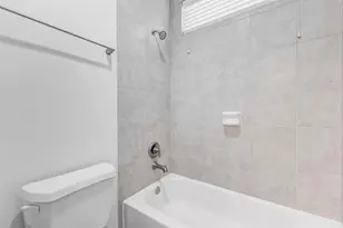 1184 Nelson Falls Ln, Houston, TX 77008 - Photo 33