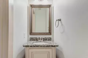 1184 Nelson Falls Ln, Houston, TX 77008 - Photo 19