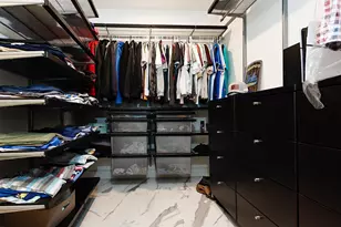 10 W Shady Ln, Houston, TX 77063 - Photo 31