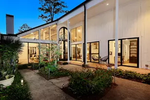 10 W Shady Ln, Houston, TX 77063 - Photo 41