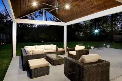 10 W Shady Lane, Houston, TX 77063 - Photo 47