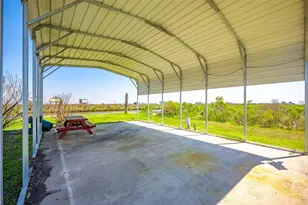 1144 Black's Slip, Gilchrist, TX 77617 - Photo 7