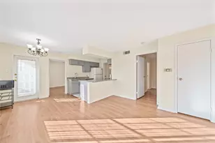 2750 Holly Hall St, Houston, TX 77054 - Photo 5