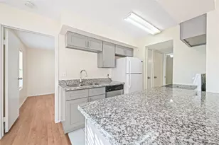 2750 Holly Hall St, Houston, TX 77054 - Photo 7