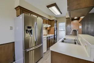 13915 Roundstone Ln, Houston, TX 77015 - Photo 11