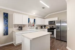 4822 Monarch Glen Ln, Katy, TX 77449 - Photo 9