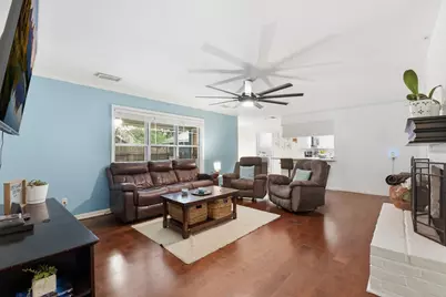 25506 Many Oak Drive, Spring, TX 77380 - Photo 9